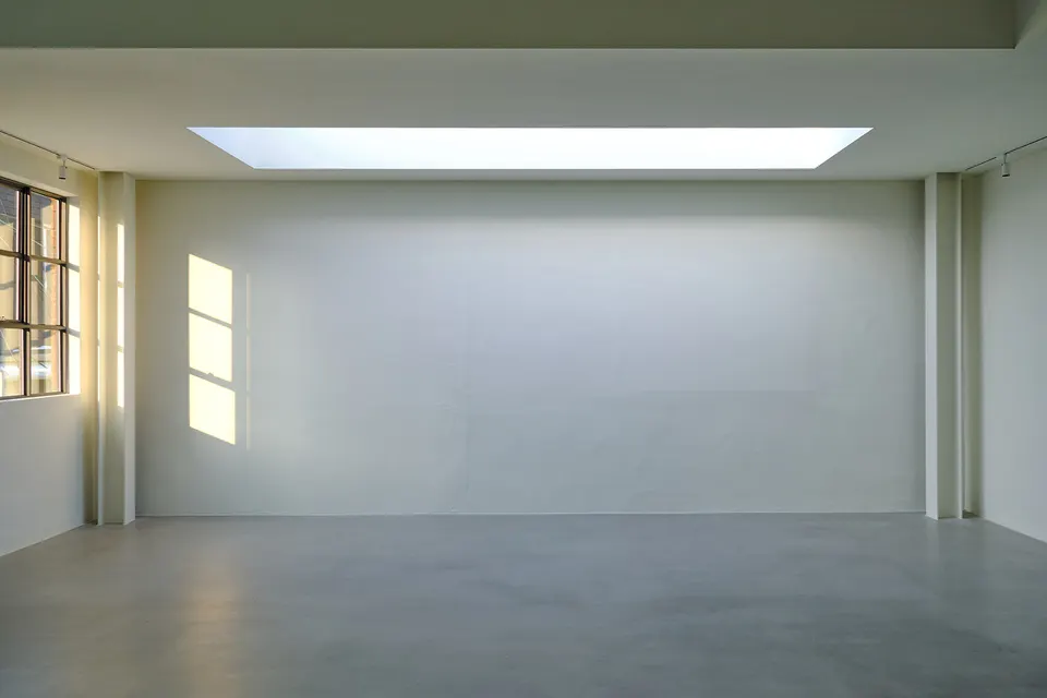 B 4