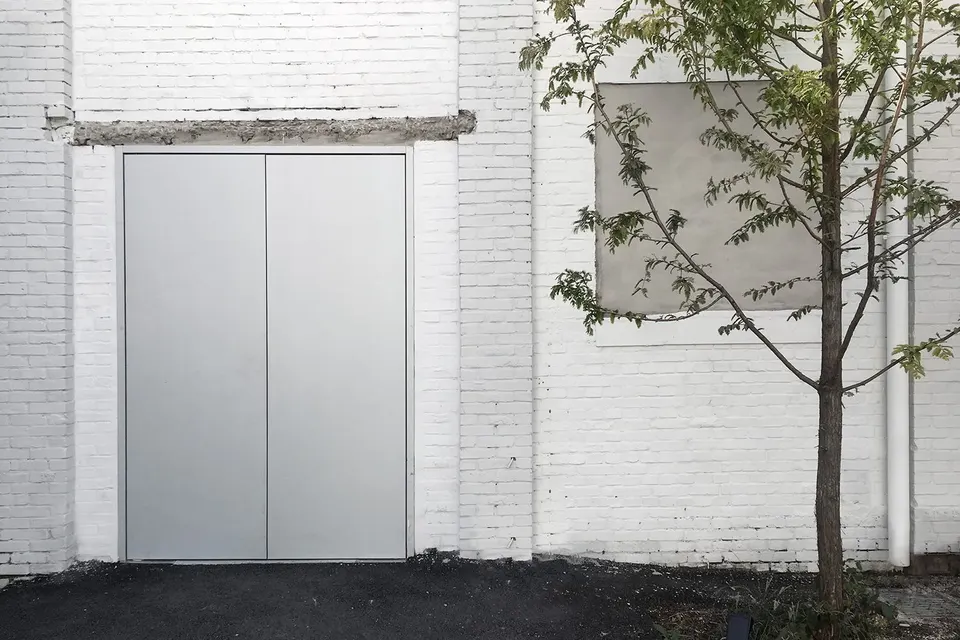 Exterior 8