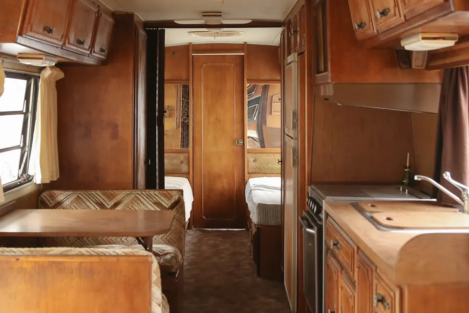 Caravan 13