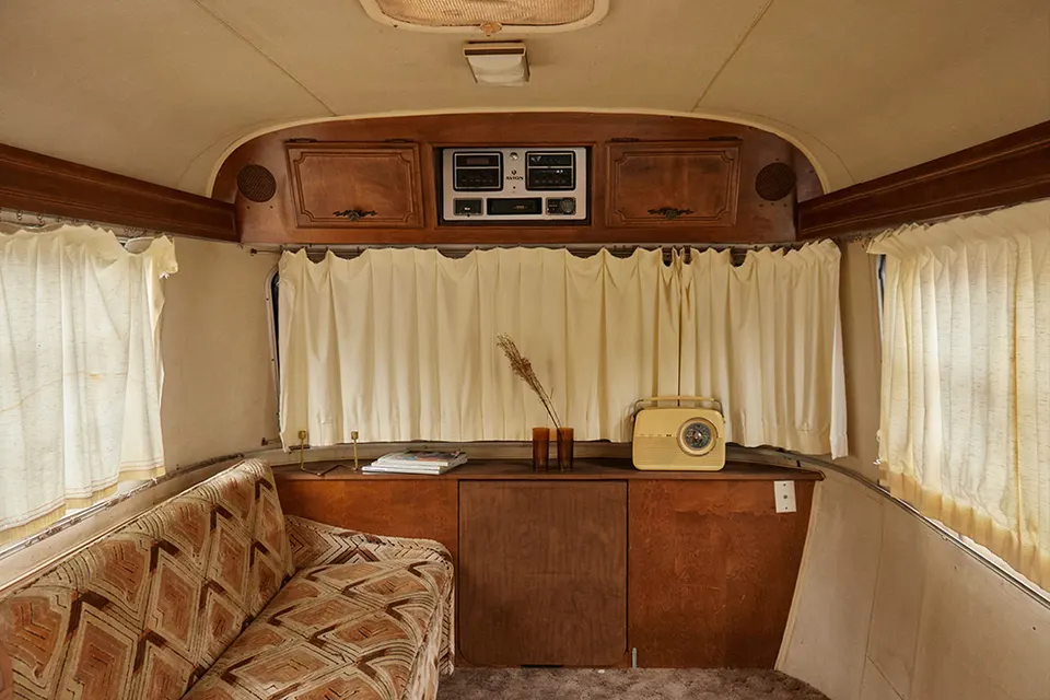 Caravan 14