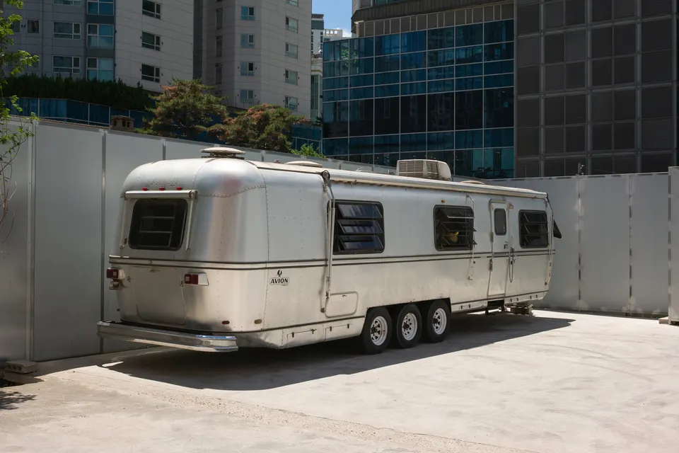 Caravan 8